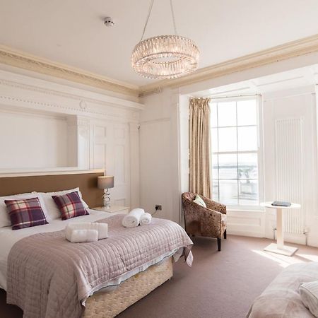 No 46 Marine Terrace Aparthotel Абъристуит Екстериор снимка