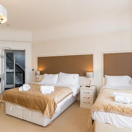 No 46 Marine Terrace Aparthotel Абъристуит Екстериор снимка