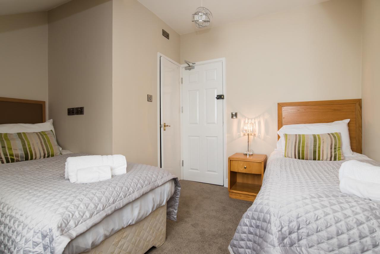 No 46 Marine Terrace Aparthotel Абъристуит Екстериор снимка