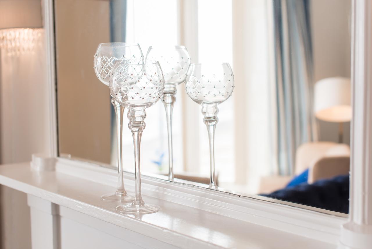 No 46 Marine Terrace Aparthotel Абъристуит Екстериор снимка